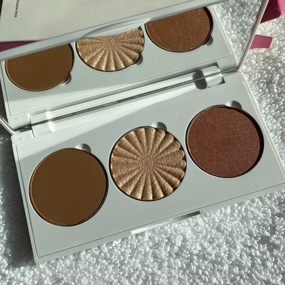 Ofra Cosmetics Face It Midi Makeup Palette - Medium - Picture 7 of 9
